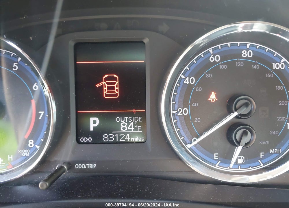 2019 TOYOTA COROLLA LE VIN: 5YFBURHE0KP948375