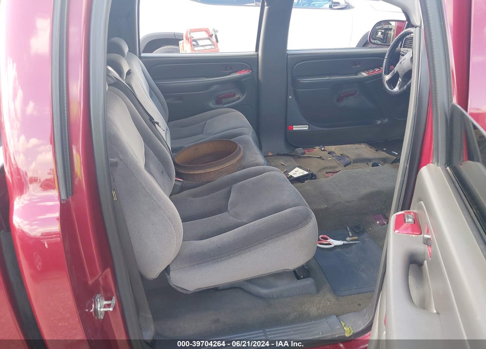 2005 GMC SIERRA 1500 SLE VIN: 2GTEC13T851223472