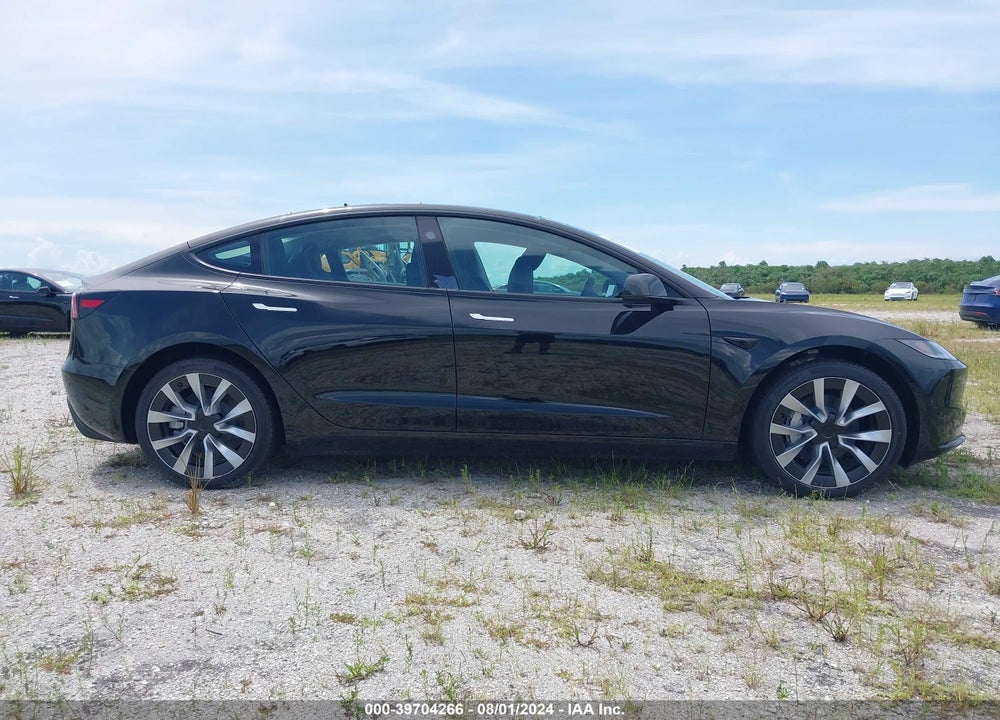 2024 TESLA MODEL 3 REAR-WHEEL DRIVE VIN: 5YJ3E1EA0RF752477