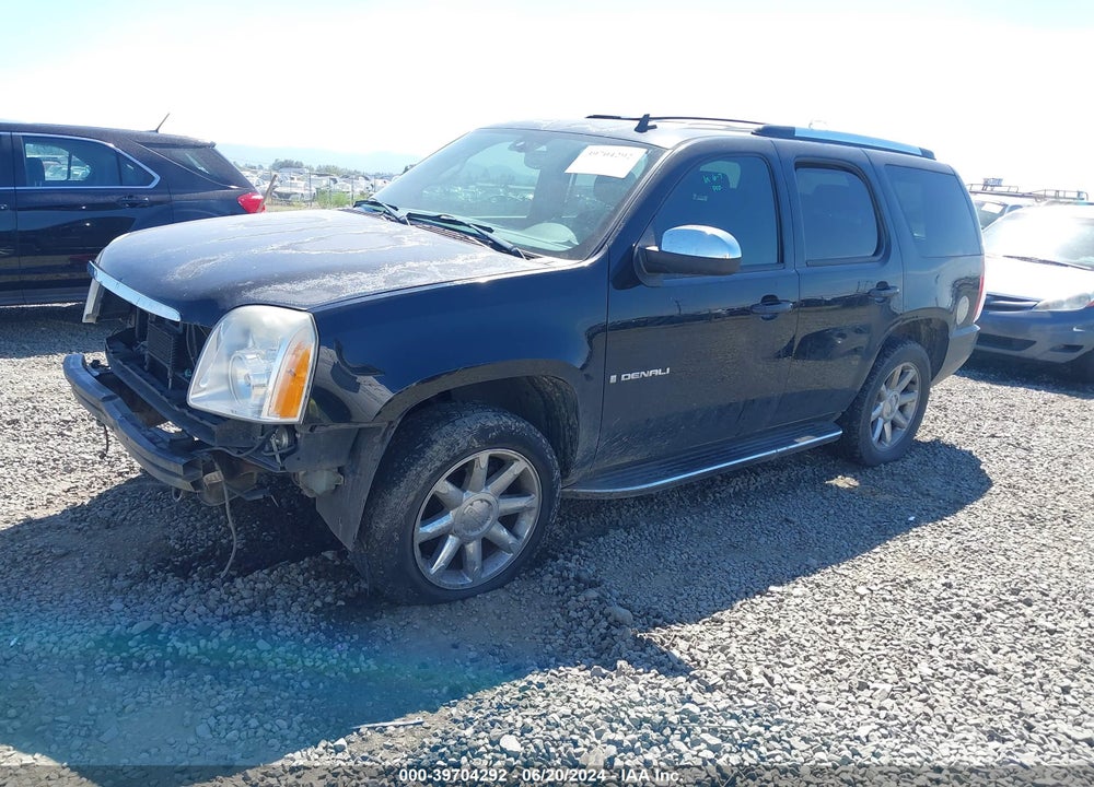 2007 GMC YUKON DENALI VIN: 1GKFK63867J376624
