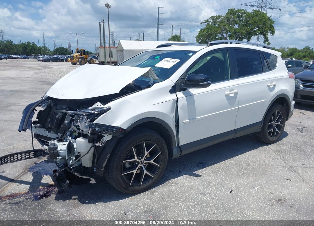2018 TOYOTA RAV4 SE VIN: JTMJFREV1JJ258843