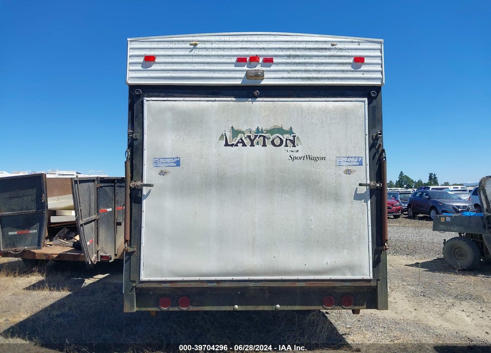 2001 SKYLINE TRAILERS SPORTWAGON TOY HAULE VIN: 1SL200K231A000286