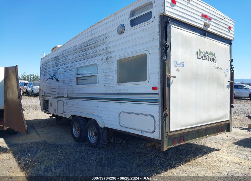 2001 SKYLINE TRAILERS SPORTWAGON TOY HAULE VIN: 1SL200K231A000286