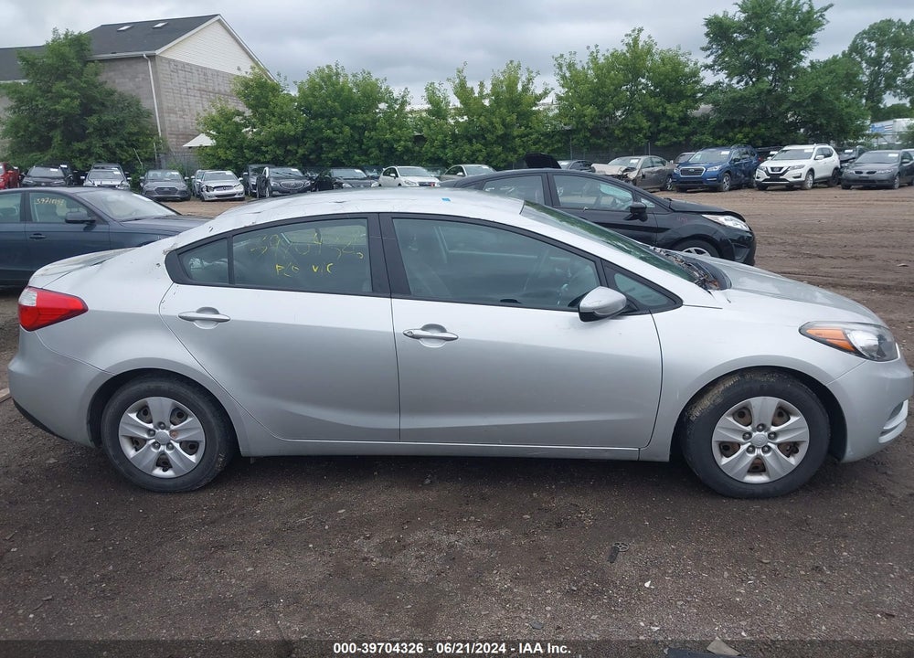 2015 KIA FORTE LX VIN: KNAFK4A69F5262249