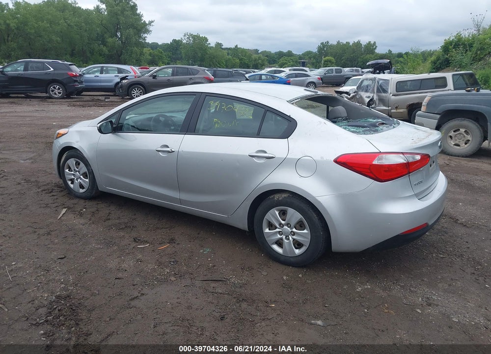2015 KIA FORTE LX VIN: KNAFK4A69F5262249
