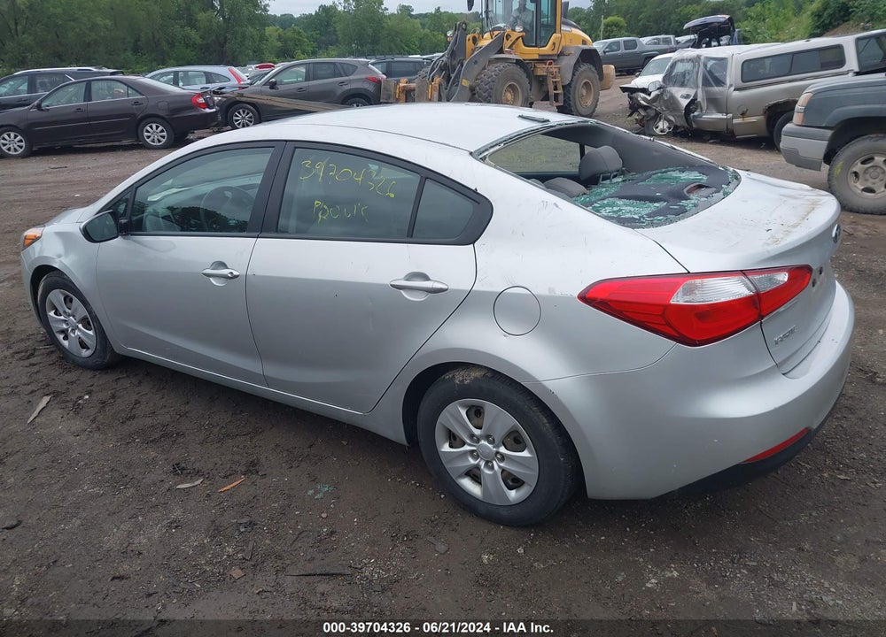 2015 KIA FORTE LX VIN: KNAFK4A69F5262249