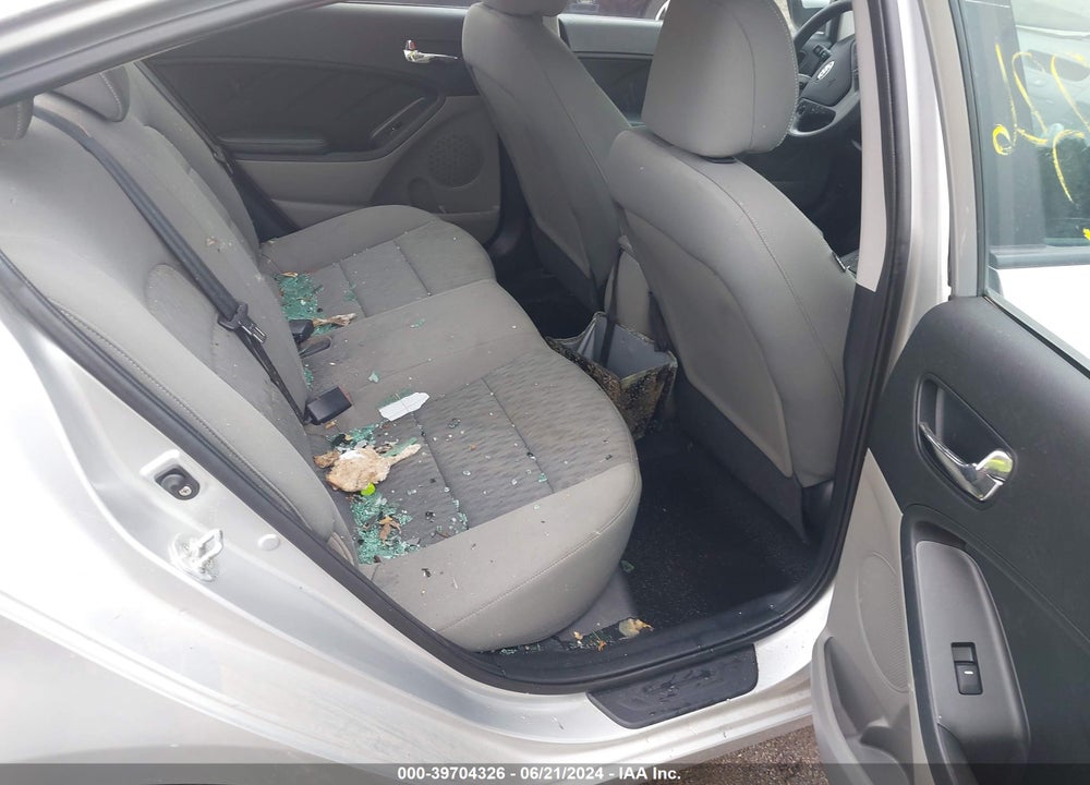 2015 KIA FORTE LX VIN: KNAFK4A69F5262249