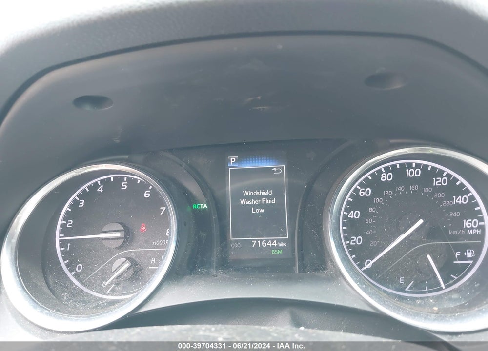 2018 TOYOTA CAMRY SE VIN: 4T1B11HK2JU666977