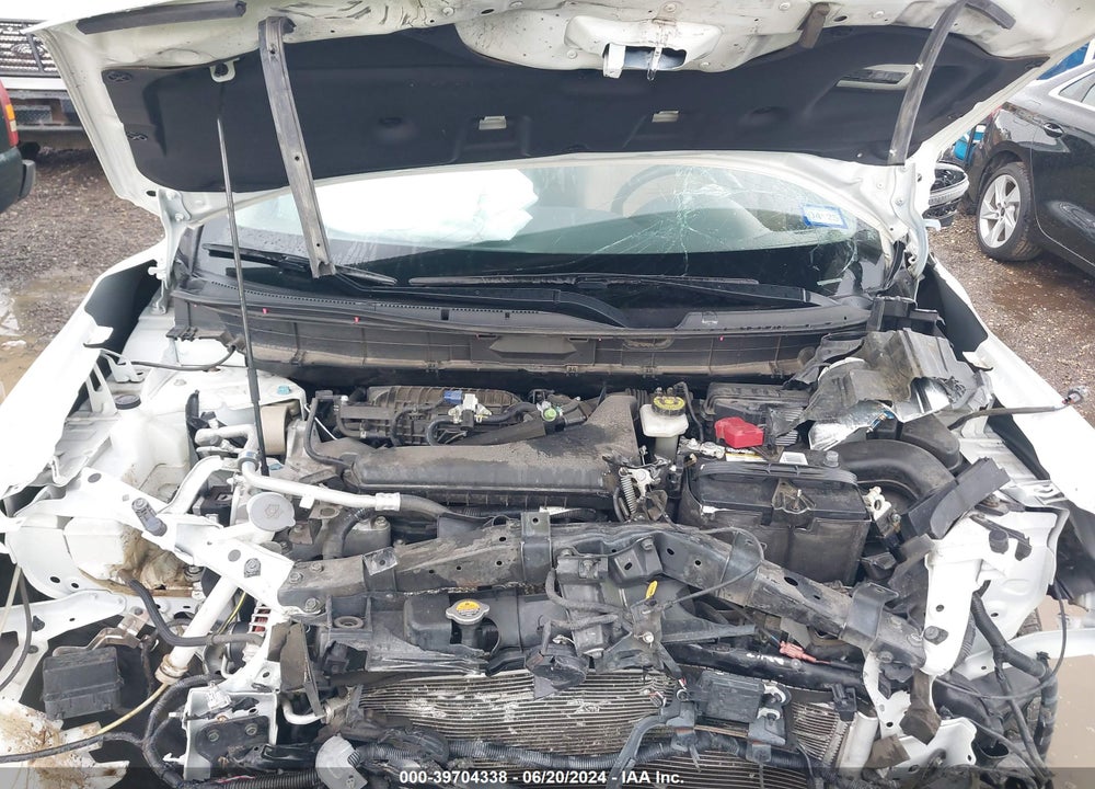 2018 NISSAN ROGUE SV VIN: KNMAT2MT9JP587433