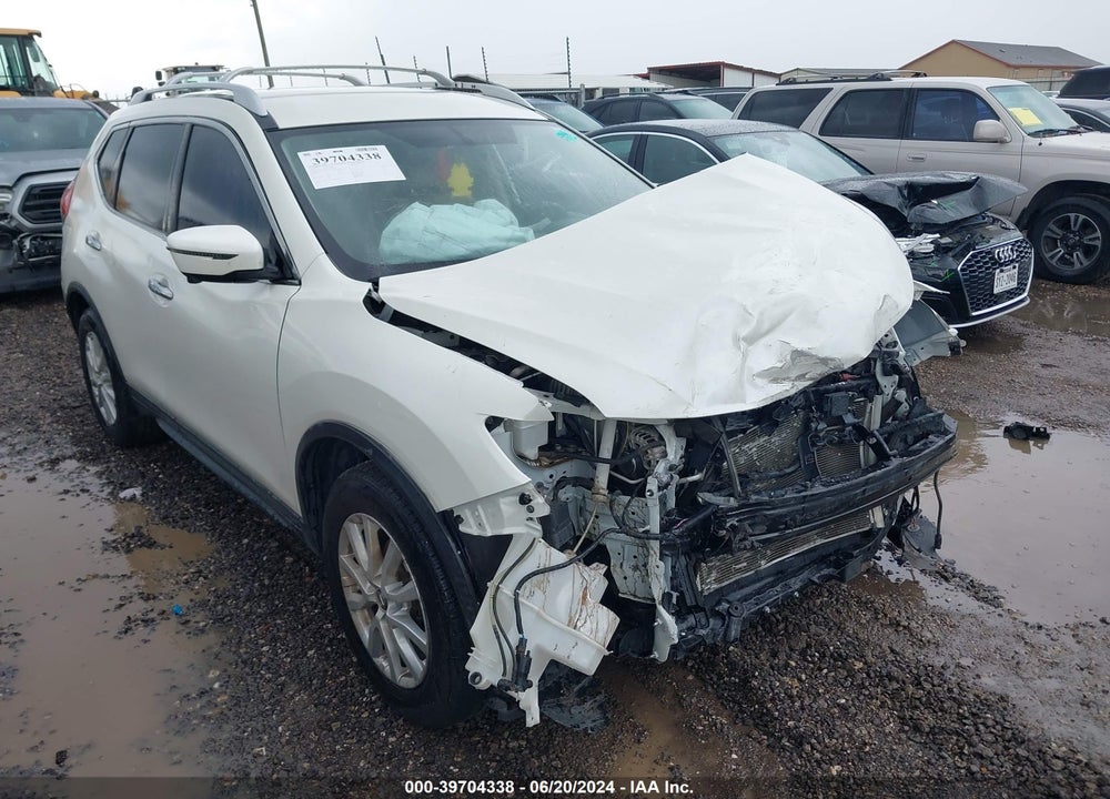 2018 NISSAN ROGUE SV VIN: KNMAT2MT9JP587433