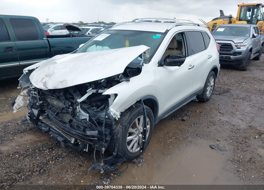 2018 NISSAN ROGUE SV VIN: KNMAT2MT9JP587433