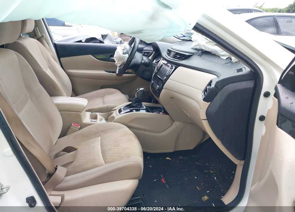 2018 NISSAN ROGUE SV VIN: KNMAT2MT9JP587433