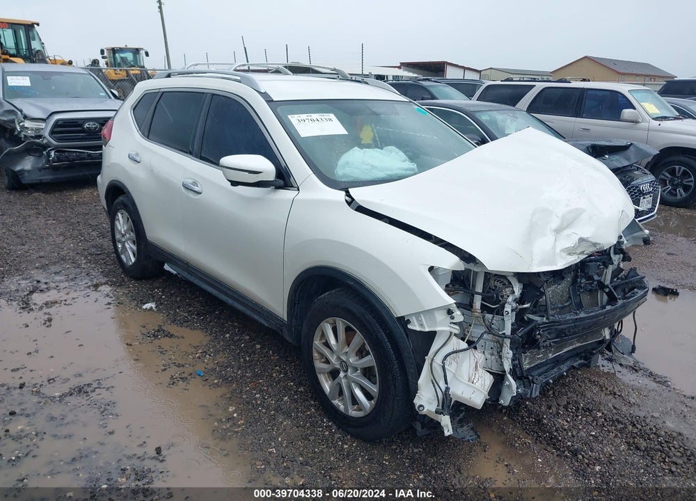 2018 NISSAN ROGUE SV VIN: KNMAT2MT9JP587433