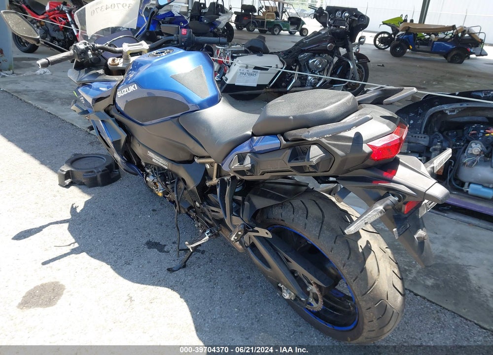 2022 SUZUKI GSX1000 GT/GT+ VIN: JS1EK12B6N7100200