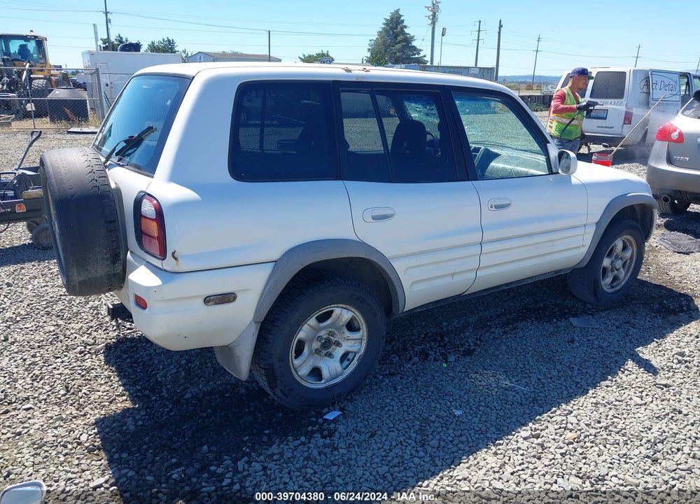 1999 TOYOTA RAV4 VIN: JT3HP10V7X7126183