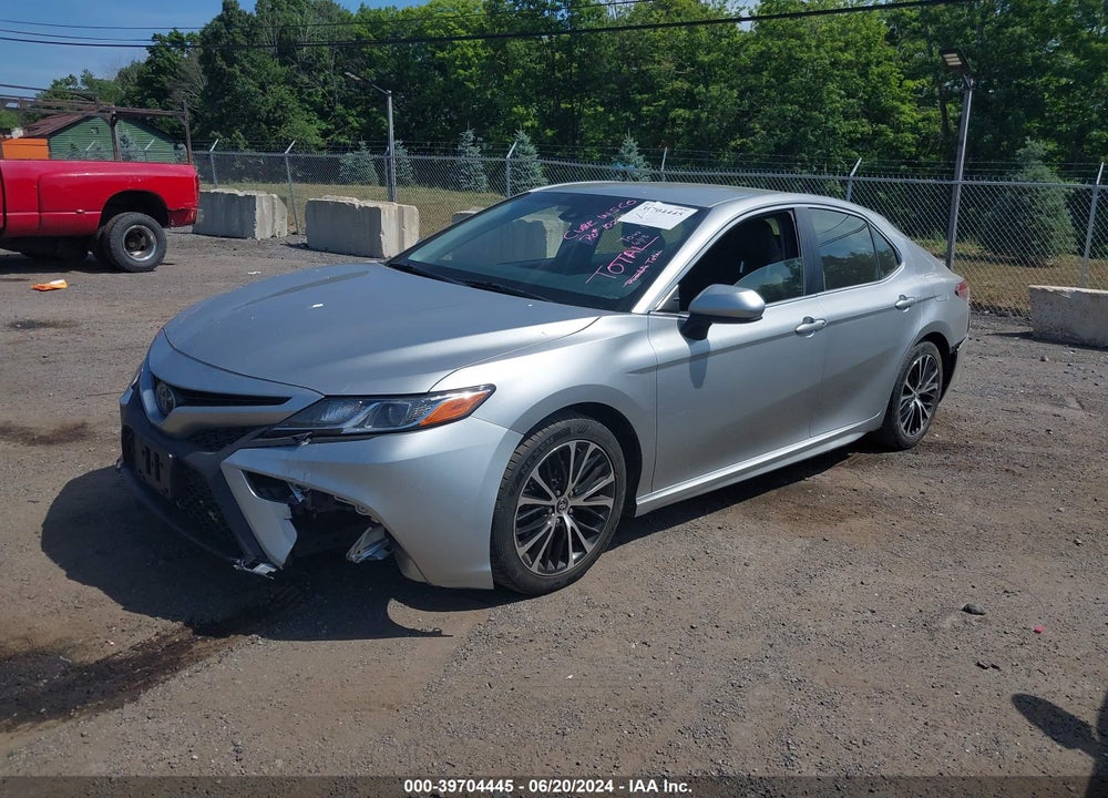 2018 TOYOTA CAMRY SE VIN: JTNB11HK2J3014608