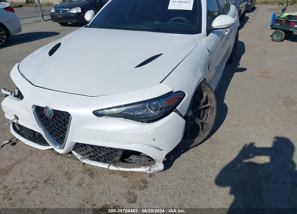 2018 ALFA ROMEO GIULIA QUADRIFOGLIO RWD VIN: ZARFAEAV0J7586244