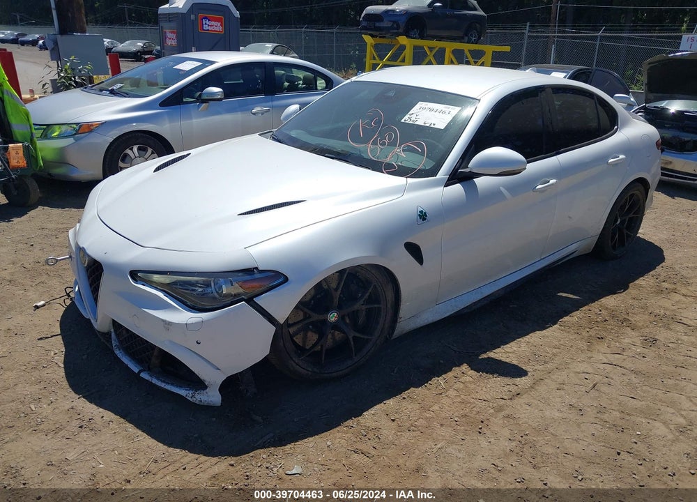 2018 ALFA ROMEO GIULIA QUADRIFOGLIO RWD VIN: ZARFAEAV0J7586244