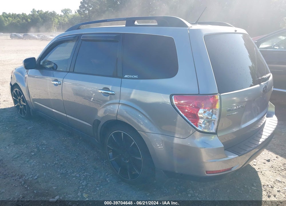 2011 SUBARU FORESTER 2.5X PREMIUM VIN: JF2SHADCXBH749681