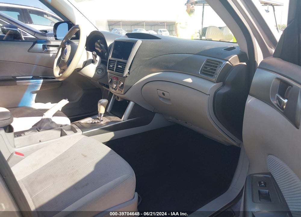 2011 SUBARU FORESTER 2.5X PREMIUM VIN: JF2SHADCXBH749681
