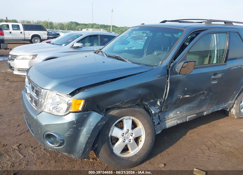 2011 FORD ESCAPE XLT AUTOMATIC VIN: 1FMCU0D7XBKA51517