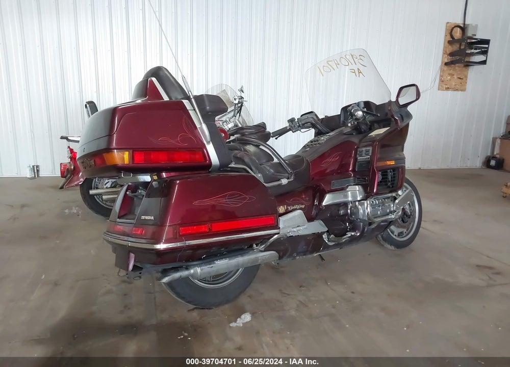 1989 HONDA GL1500 VIN: 1HFSC2208KA106739