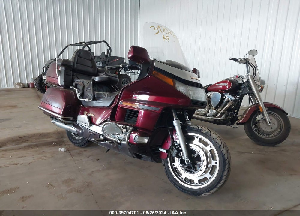 1989 HONDA GL1500 VIN: 1HFSC2208KA106739