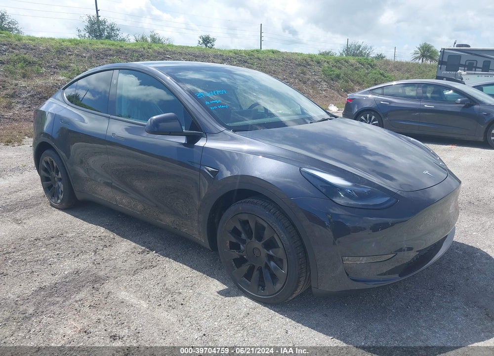 2024 TESLA MODEL Y LONG RANGE DUAL MOTOR ALL-WHEEL DRIVE VIN: 7SAYGDEE7RA281254