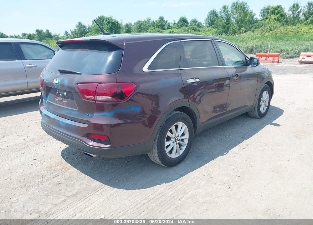 2019 KIA SORENTO 3.3L LX VIN: 5XYPG4A56KG561182