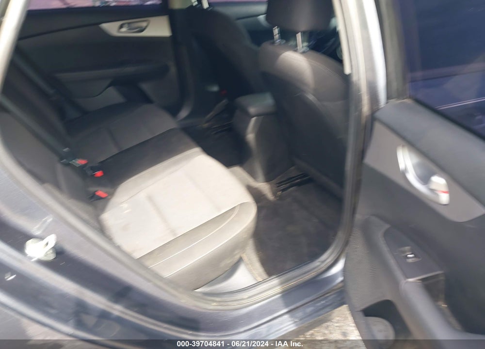 2022 KIA FORTE VIN: 3KPF24AD8NE483894