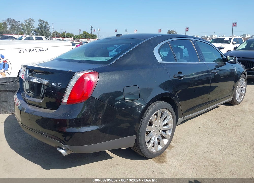 2011 LINCOLN MKS VIN: 1LNHL9DR4BG612568