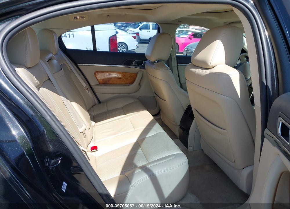 2011 LINCOLN MKS VIN: 1LNHL9DR4BG612568