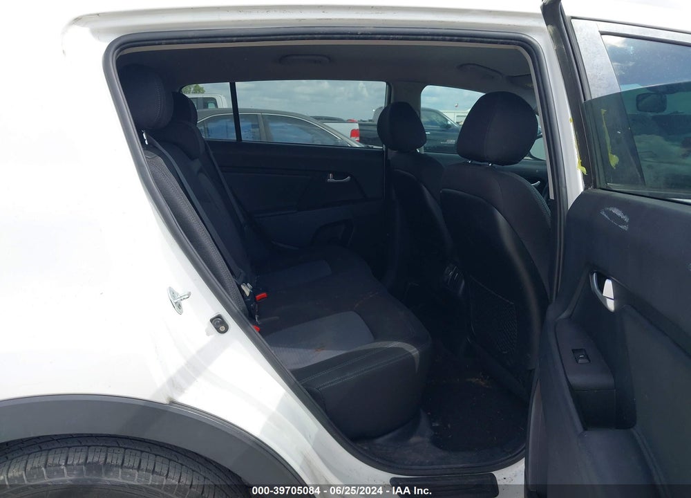 2015 KIA SPORTAGE LX VIN: KNDPB3AC3F7739737