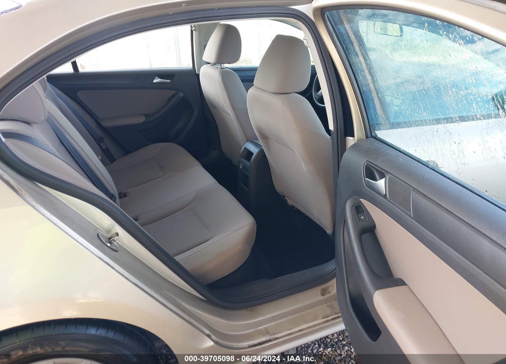 2014 VOLKSWAGEN JETTA 2.0L S VIN: 3VW2K7AJ6EM236236
