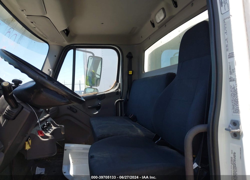 2016 FREIGHTLINER M2 106 MEDIUM DUTY VIN: 1FVACWDU1GHHD9341