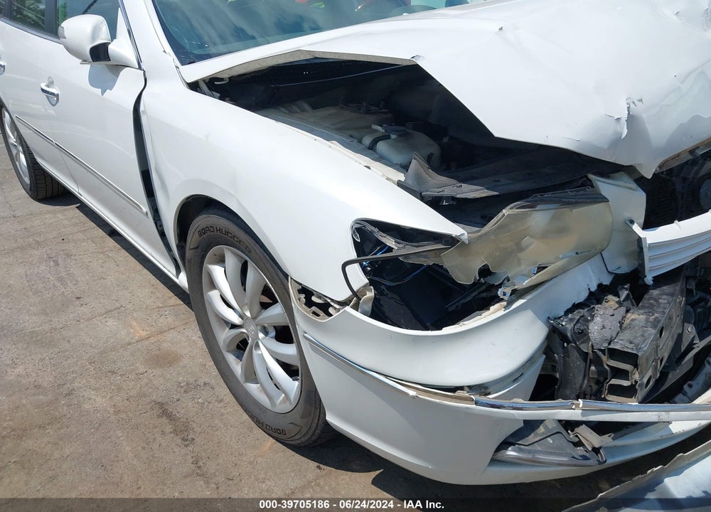 2008 HYUNDAI AZERA LIMITED VIN: KMHFC46FX8A290432