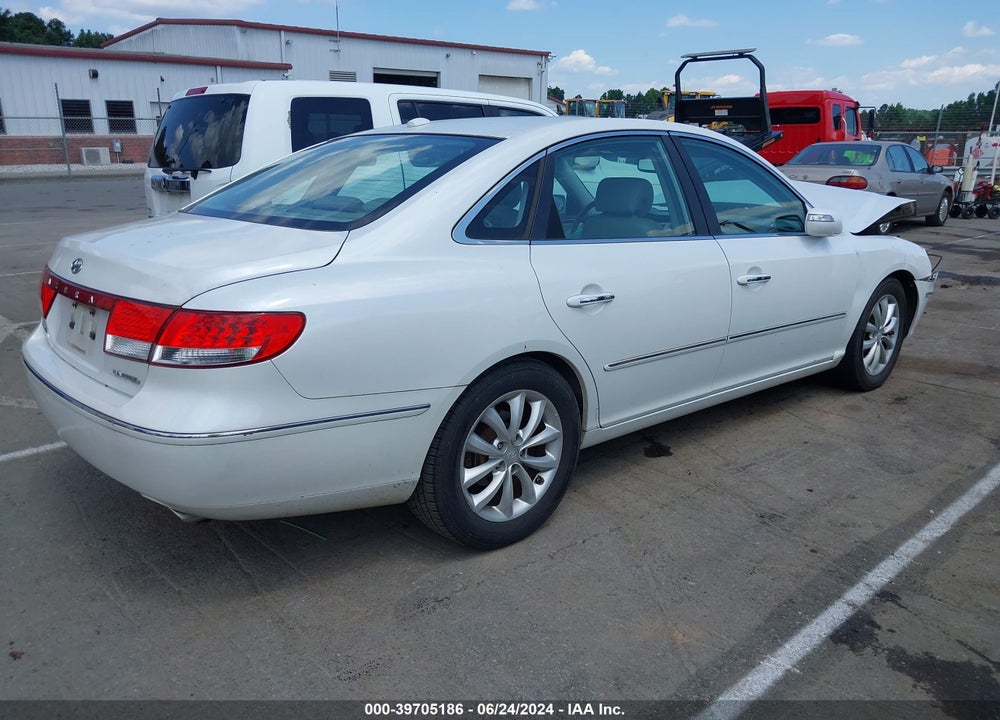 2008 HYUNDAI AZERA LIMITED VIN: KMHFC46FX8A290432