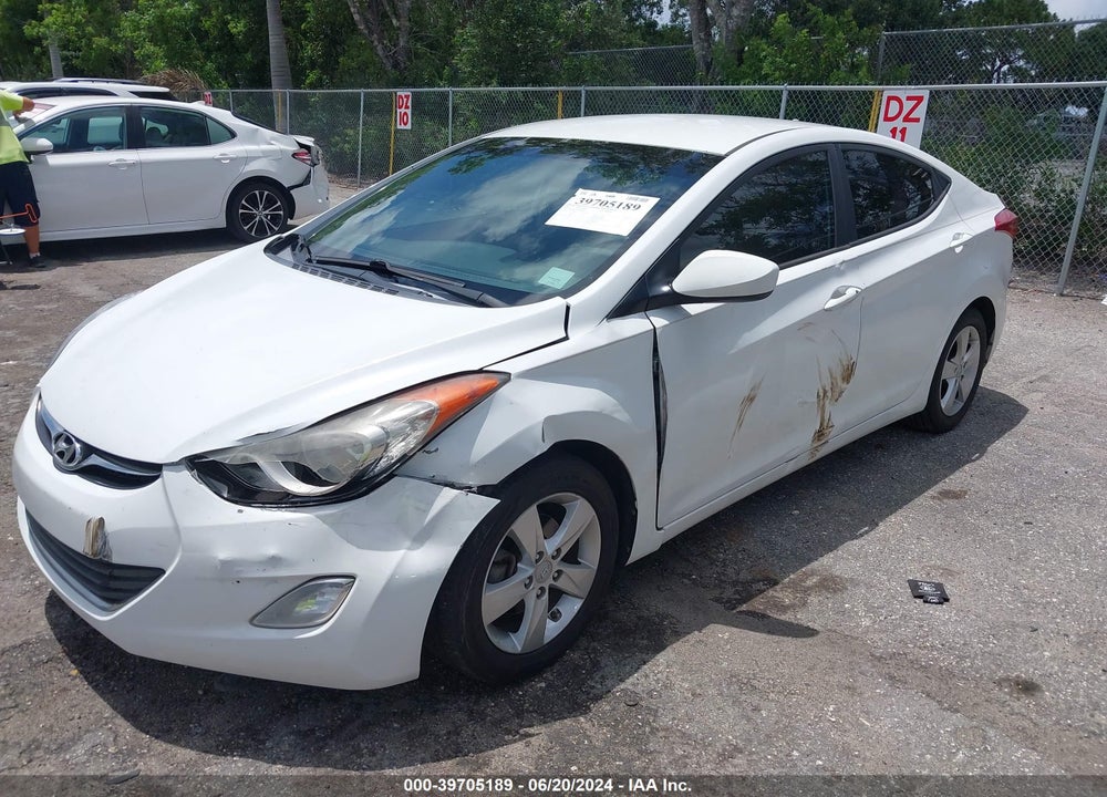 2013 HYUNDAI ELANTRA GLS VIN: 5NPDH4AE6DH442902