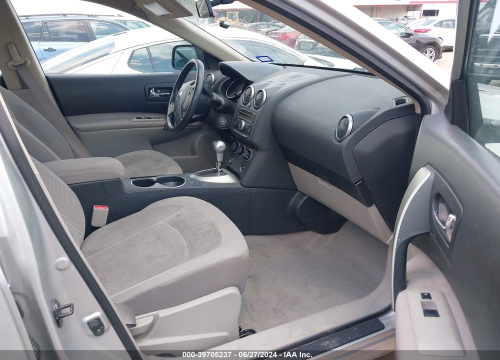 2013 NISSAN ROGUE S VIN: JN8AS5MT5DW540788