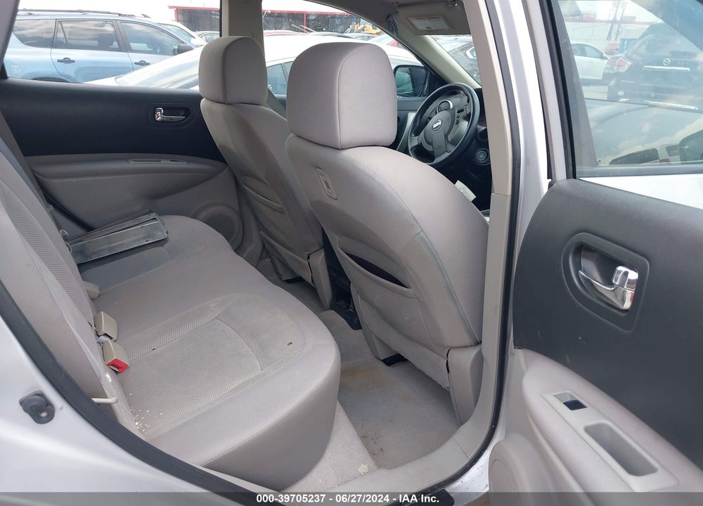 2013 NISSAN ROGUE S VIN: JN8AS5MT5DW540788
