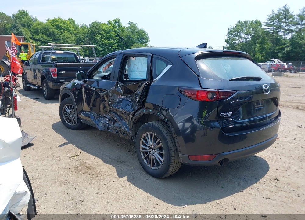 2018 MAZDA CX-5 SPORT VIN: JM3KFBBM7J0429261