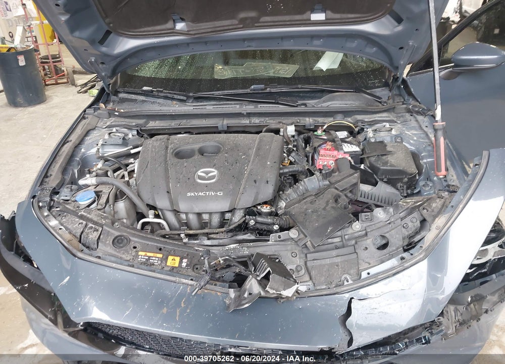 2019 MAZDA 3 PREMIUM PACKAGE VIN: JM1BPANMXK1117586
