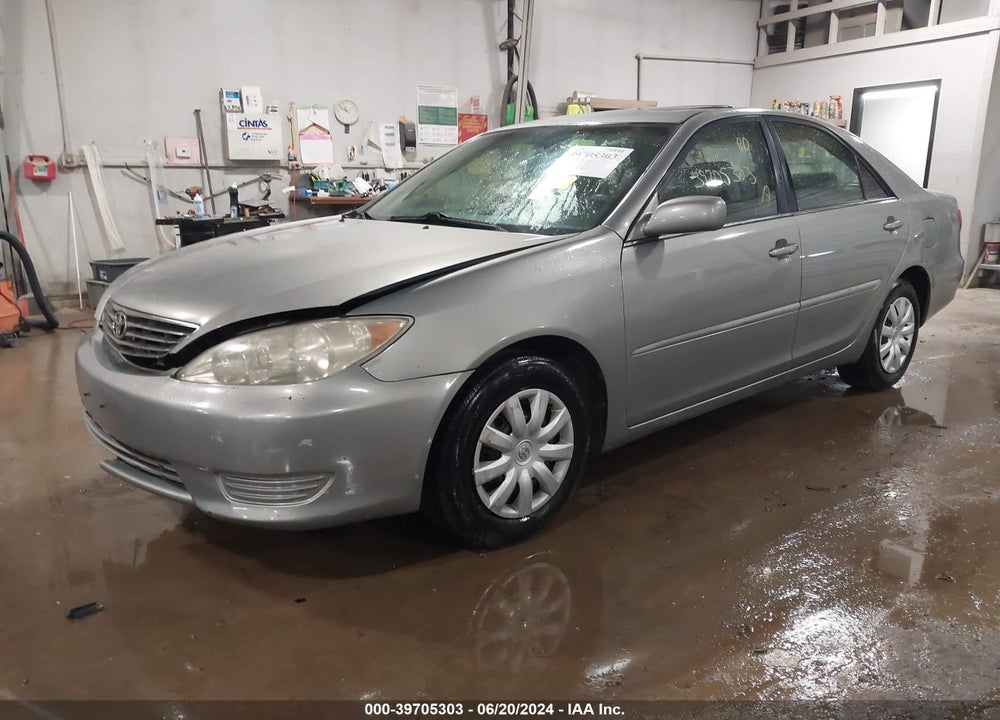2005 TOYOTA CAMRY LE VIN: 4T1BE32K55U639867