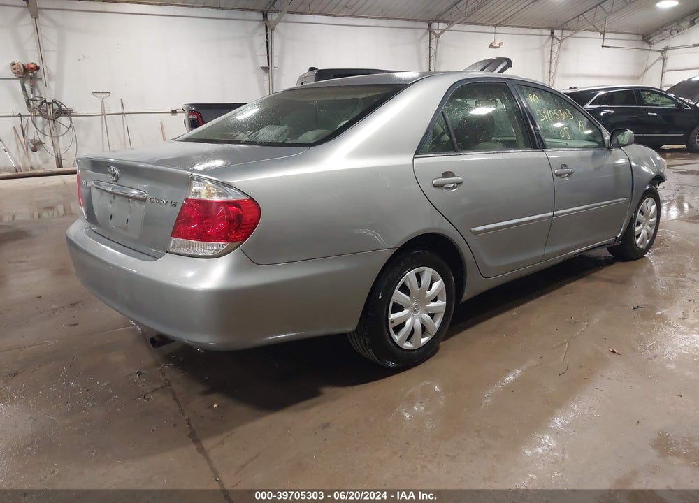 2005 TOYOTA CAMRY LE VIN: 4T1BE32K55U639867