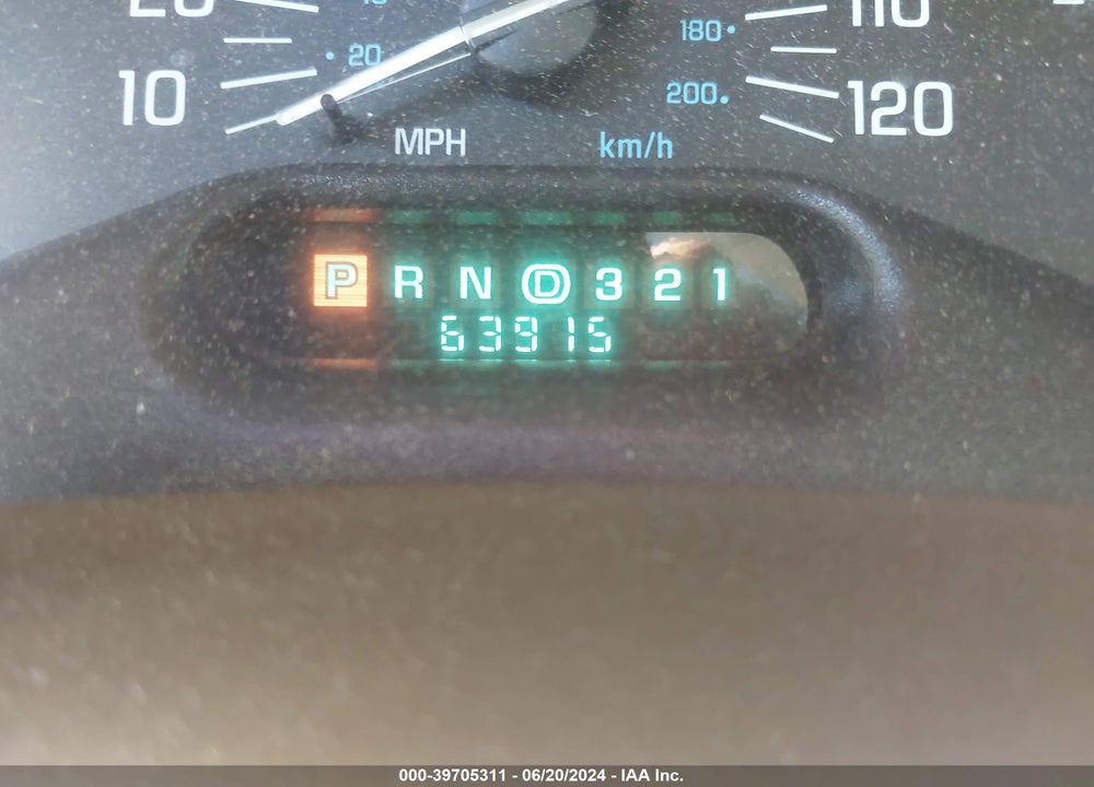 2000 BUICK CENTURY LIMITED VIN: 2G4WY55J5Y1105467