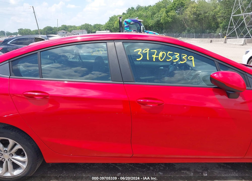 2019 CHEVROLET CRUZE LS VIN: 1G1BC5SM2K7139644