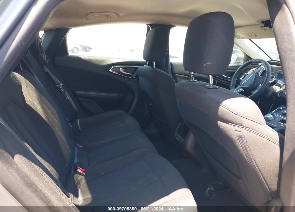 2016 CHRYSLER 200 LIMITED VIN: 1C3CCCAB4GN159224