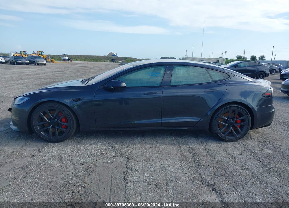 2024 TESLA MODEL S PLAID TRI MOTOR ALL-WHEEL DRIVE VIN: 5YJSA1E65RF539222
