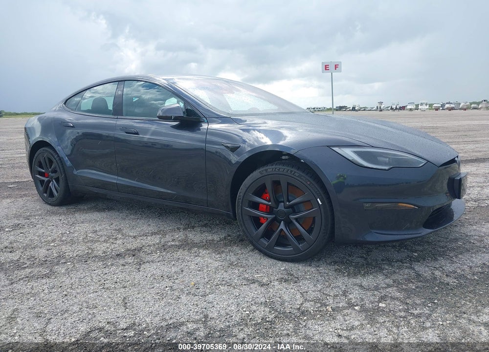 2024 TESLA MODEL S PLAID TRI MOTOR ALL-WHEEL DRIVE VIN: 5YJSA1E65RF539222