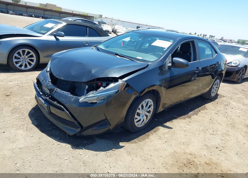 2019 TOYOTA COROLLA LE VIN: 2T1BURHE3KC239861